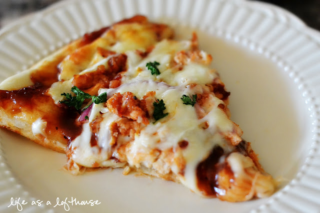 BBQ Chicken Bacon Pizza is a flavorful pizza loaded with bbq chicken, bacon, cheese, cilantro and red onion. Life-in-the-Lofthouse.com