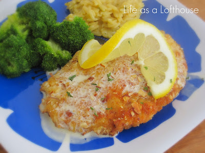 Almond Crusted Chicken with Creamy Lemon Sauce