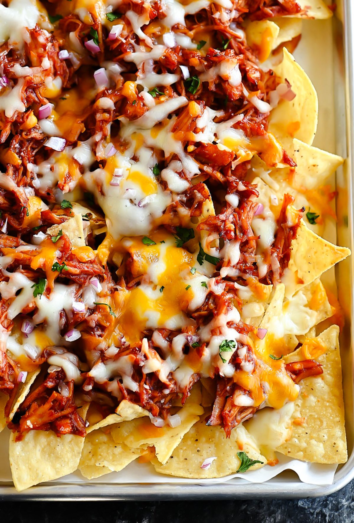 Nachos with barbecue sauce