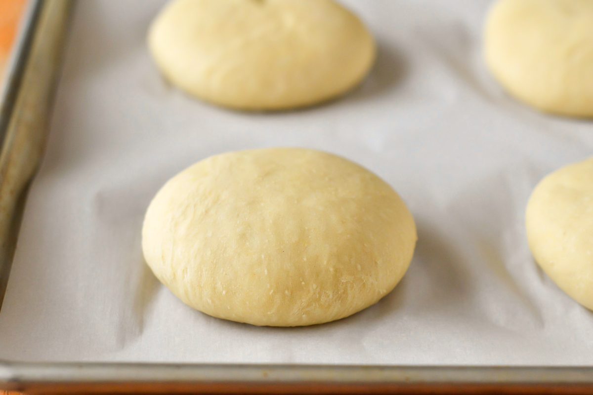 Soft and buttery homemade hamburger buns. Life-in-the-Lofthouse.com