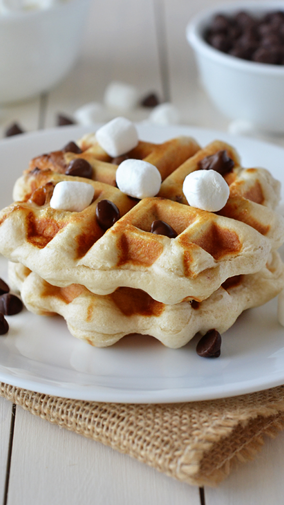 S'mores waffles are made with Pillsbury biscuits that are stuffed with graham crackers, marshmallows and chocolate. Life-in-the-Lofthouse.com