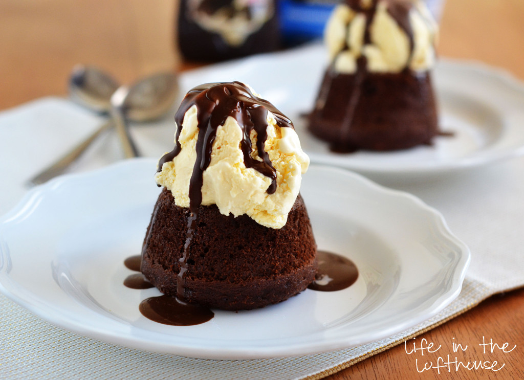 chocolate-lava-cakes1-1024x743