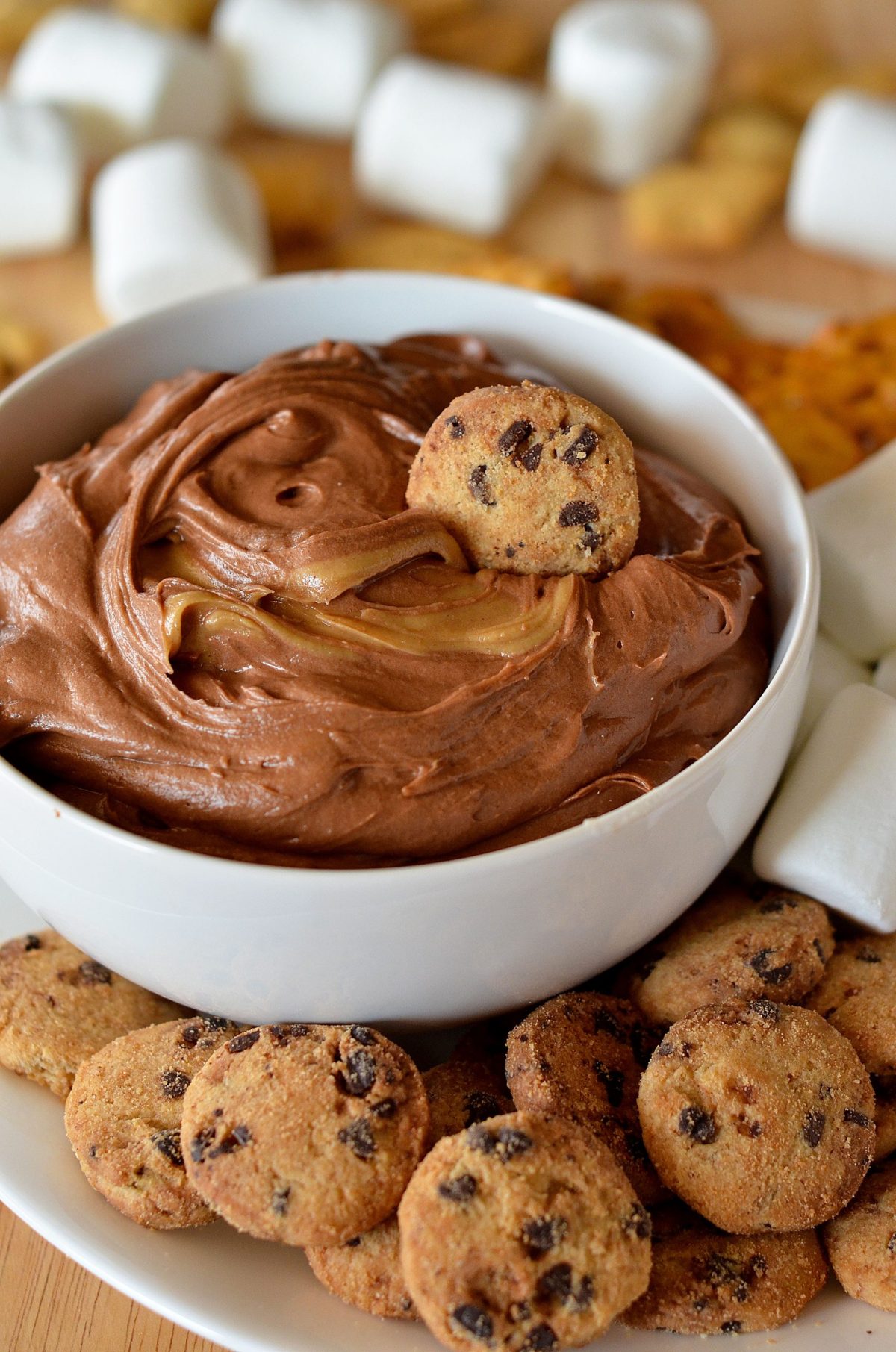 Creamy Brownie Batter Dip with Peanut Butter