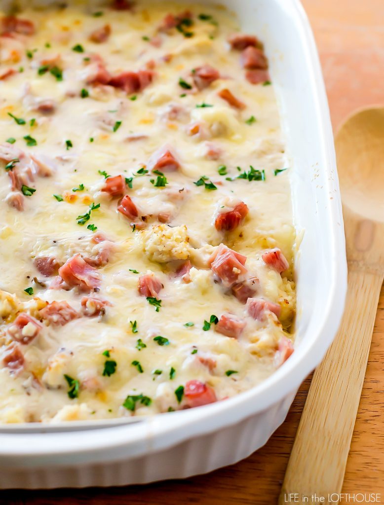 Chicken Cordon Bleu Casserole has all the flavors of traditional and delicious Chicken Cordon Bleu but in casserole form. Life-in-the-Lofthouse.com