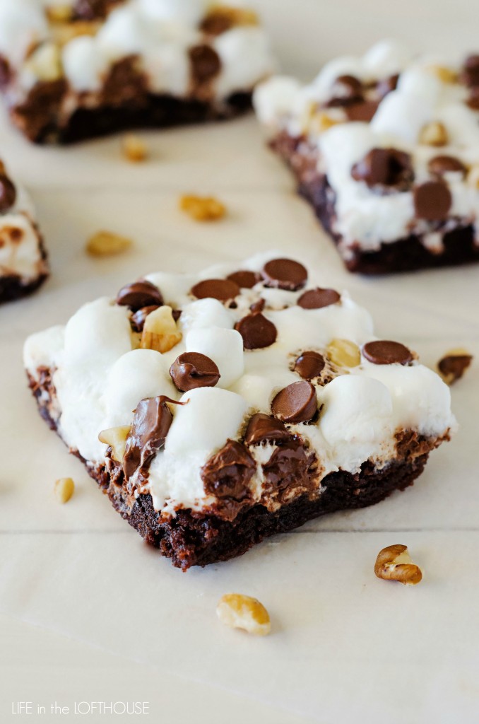 Rocky_Road_Brownies_LifeInTheLofthouse