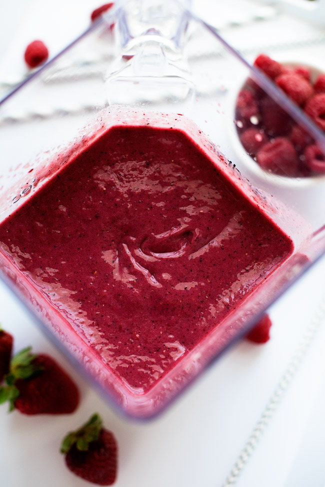 Berry Blast Smoothies are refreshing, cold smoothies made with raspberries, blueberries, blackberries and strawberries giving them a yummy berry flavor. Life-in-the-Lofthouse.com