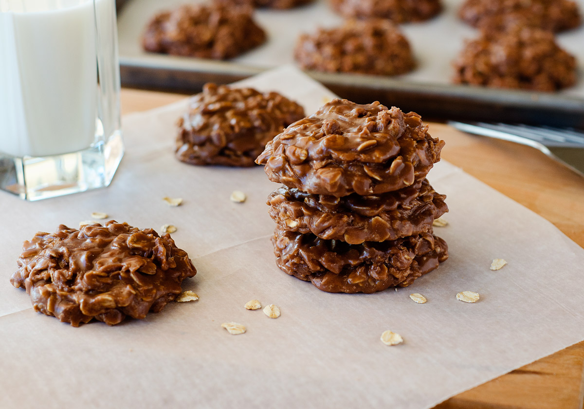 Nutella oatmeal cookies are delicious, chocolatey cookies that don't require baking. Life-in-the-Lofthouse.com