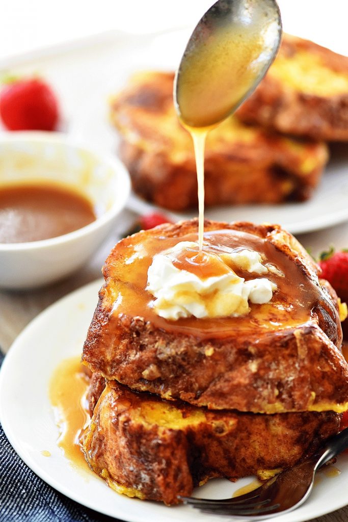 Kneader's Chunky Cinnamon French Toast