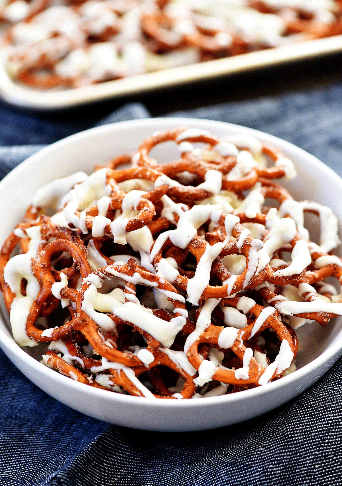 White Chocolate Cinnamon Pretzels