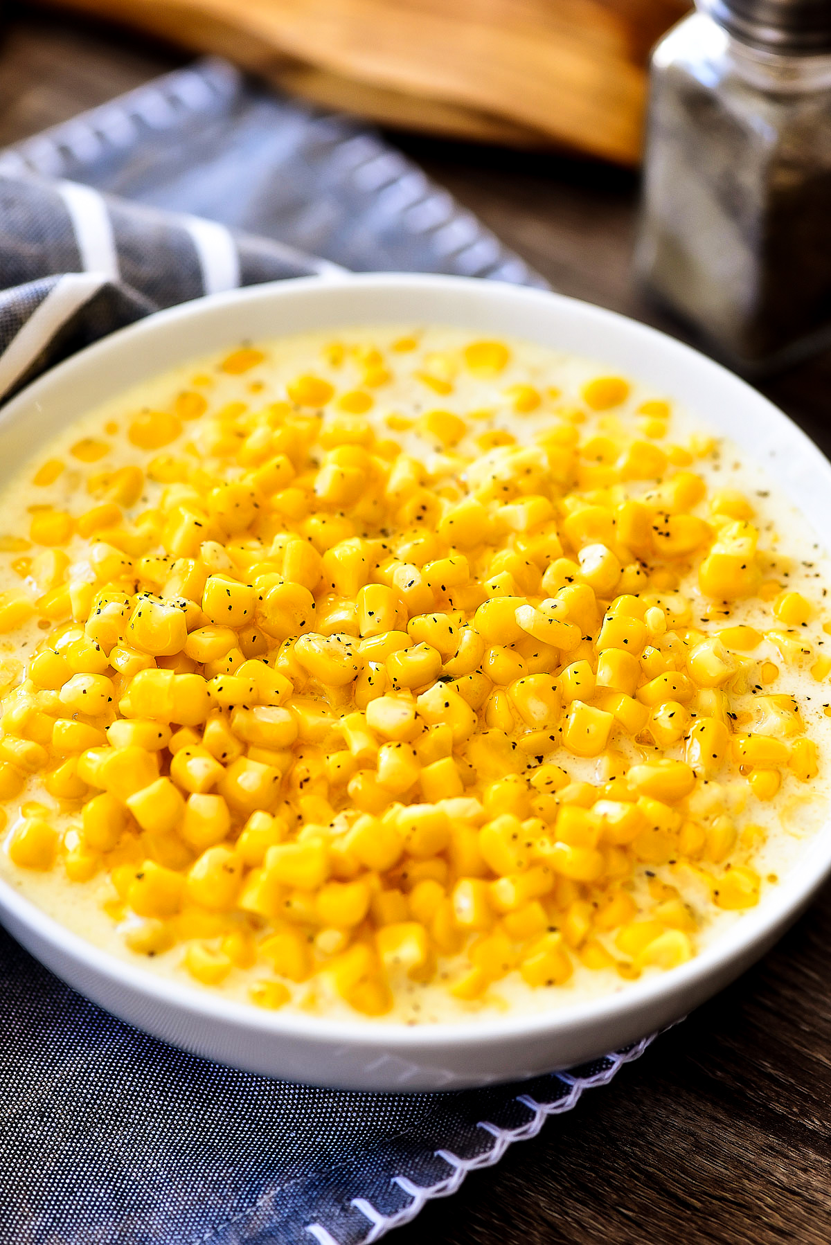 Creamed Corn cooked in the Slow Cooker. Life-in-the-Lofthouse.com
