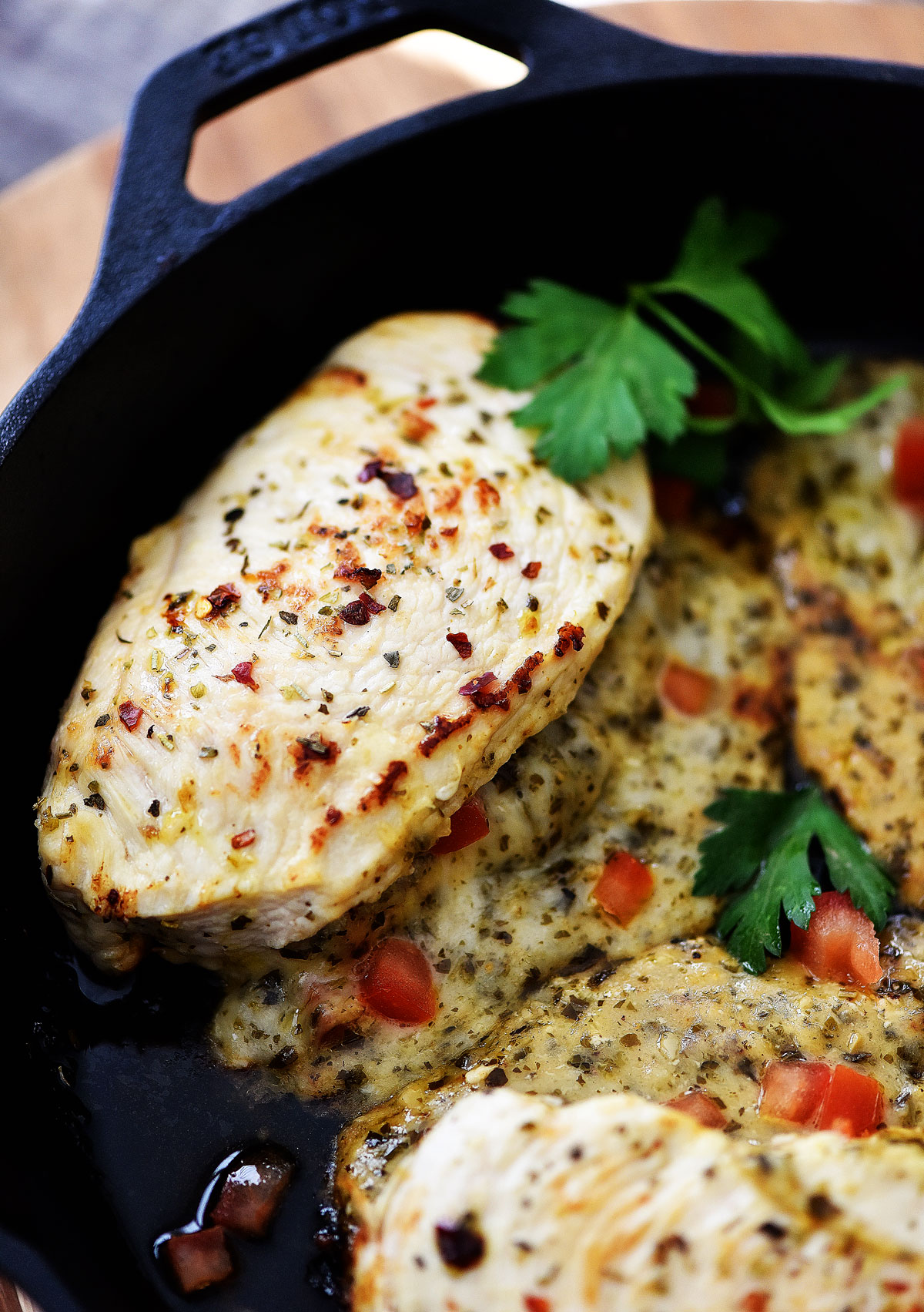 Italian stuffed chicken is chicken covered in&nbsp;Italian dressing and seasonings, then stuffed with Mozzarella cheese and basil pesto. Life-in-the-Lofthouse.com