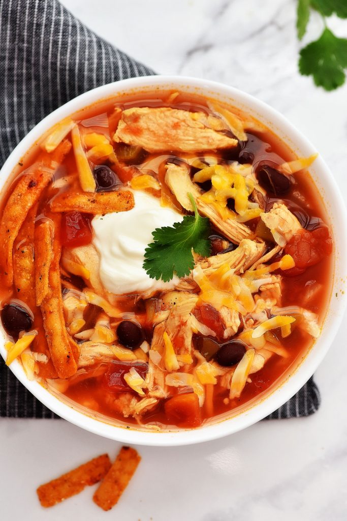 Slow Cooker Chicken Tortilla Soup 