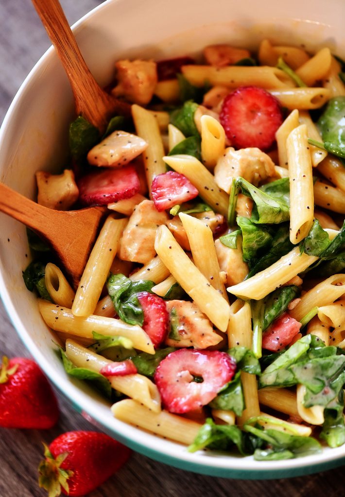 Strawberry Chicken and Spinach Pasta Salad