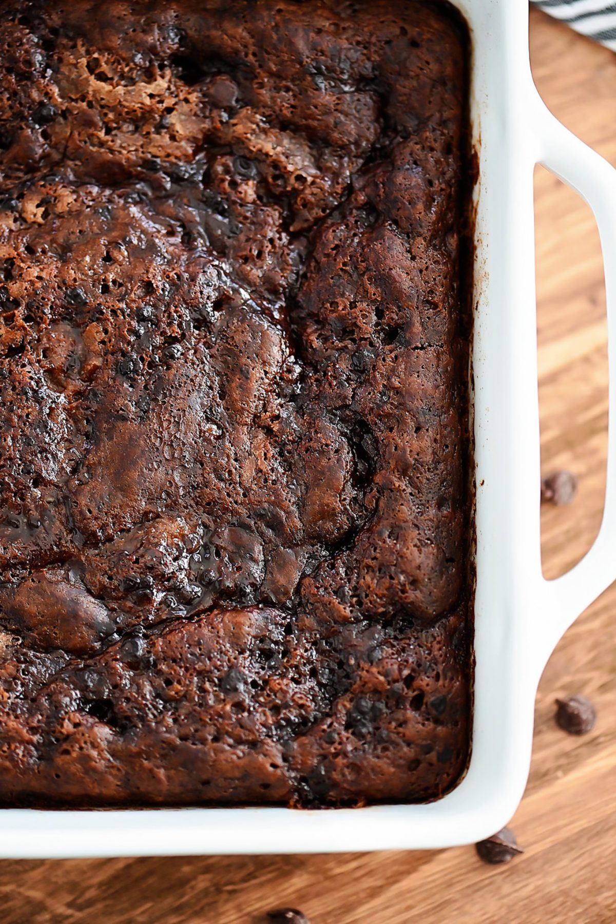 Hot Fudge Pudding Cake is a simple homemade chocolate cake filled with warm fudge. Life-in-the-Lofthouse.com