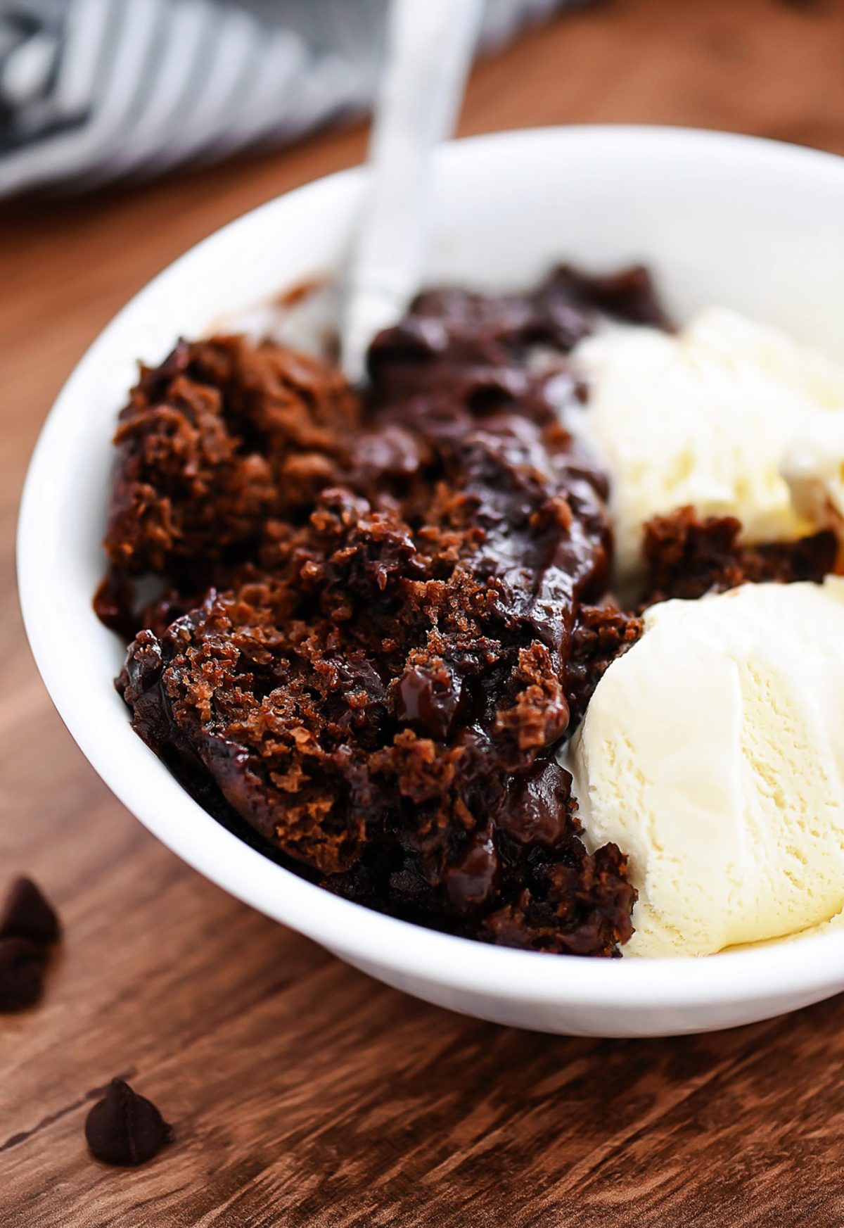 Hot Fudge Pudding Cake is a simple homemade chocolate cake filled with warm fudge. Life-in-the-Lofthouse.com