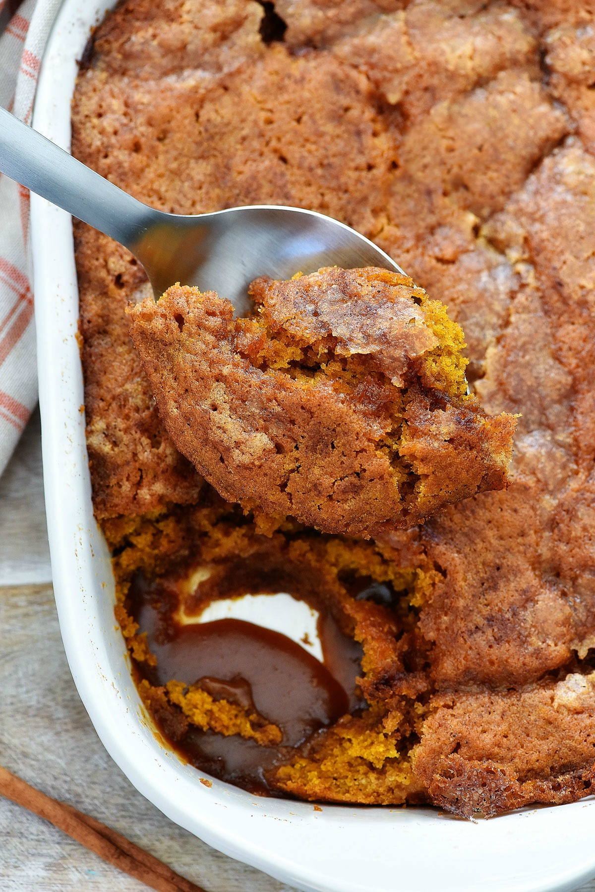 Delicious Pumpkin Cobbler