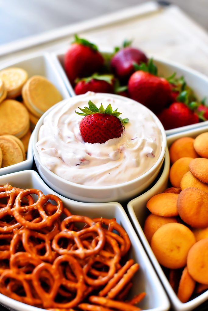 Strawberry Cheesecake Dip