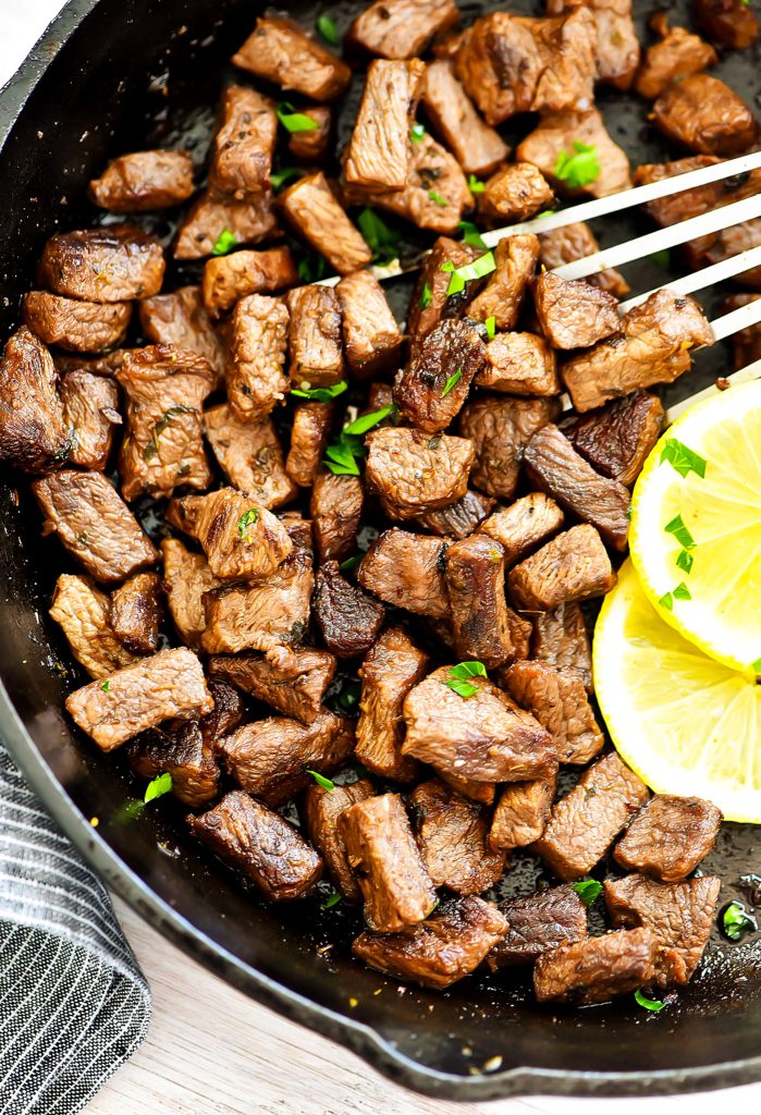 Lemon Garlic Steak Bites are tender and juicy pieces of steak packed with lemon and garlic flavors. Life-in-the-Lofthouse.com