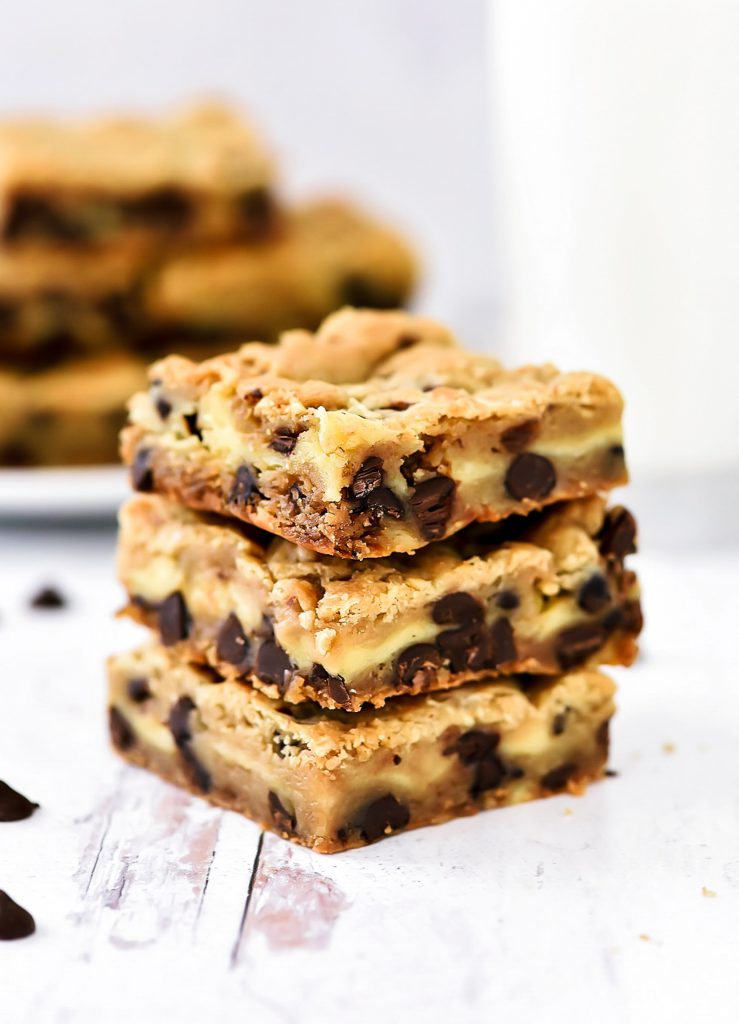 Cheesecake Chocolate Chip Bars