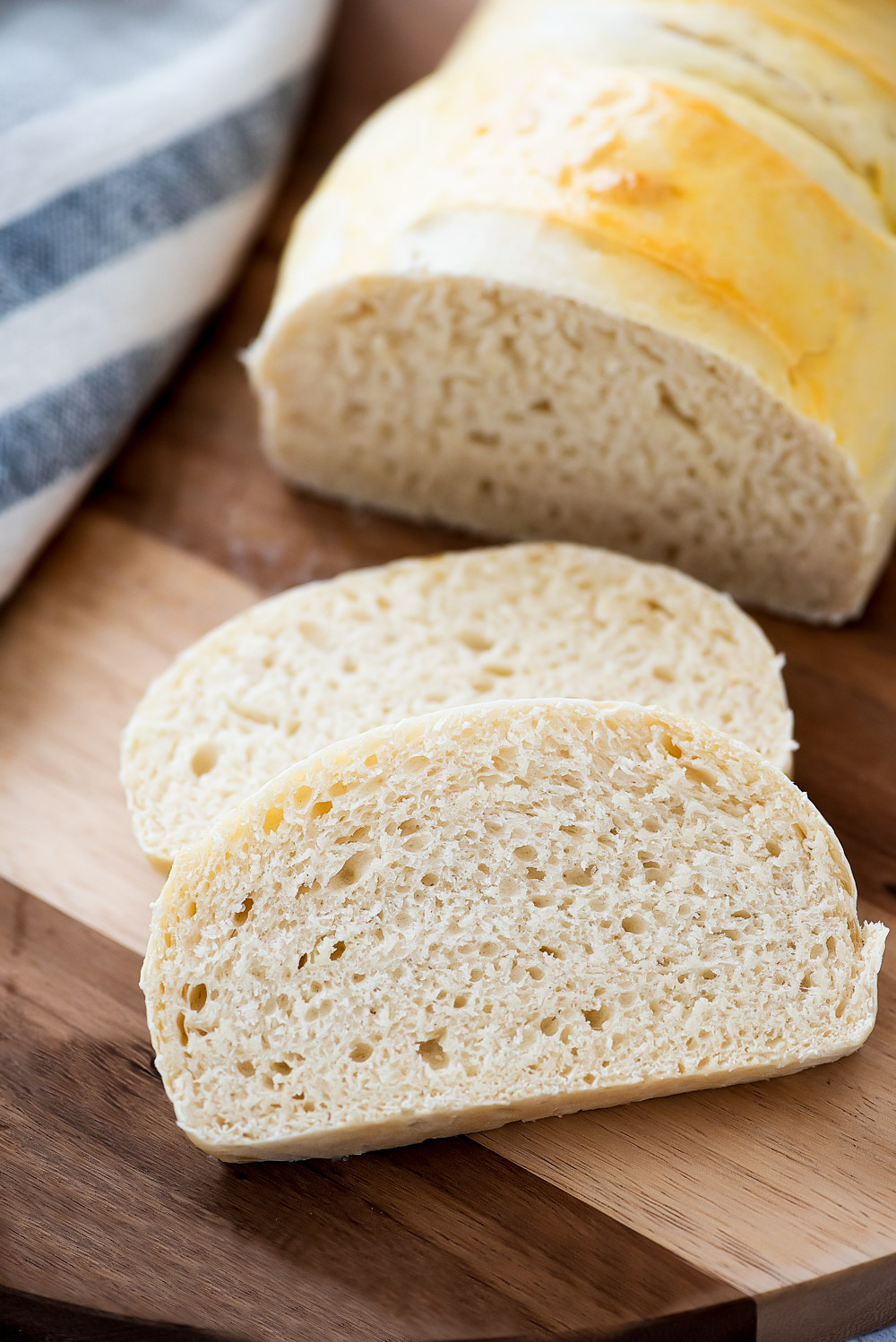 Delicious, soft and easy to make homemade french bread. Life-in-the-Lofthouse.com