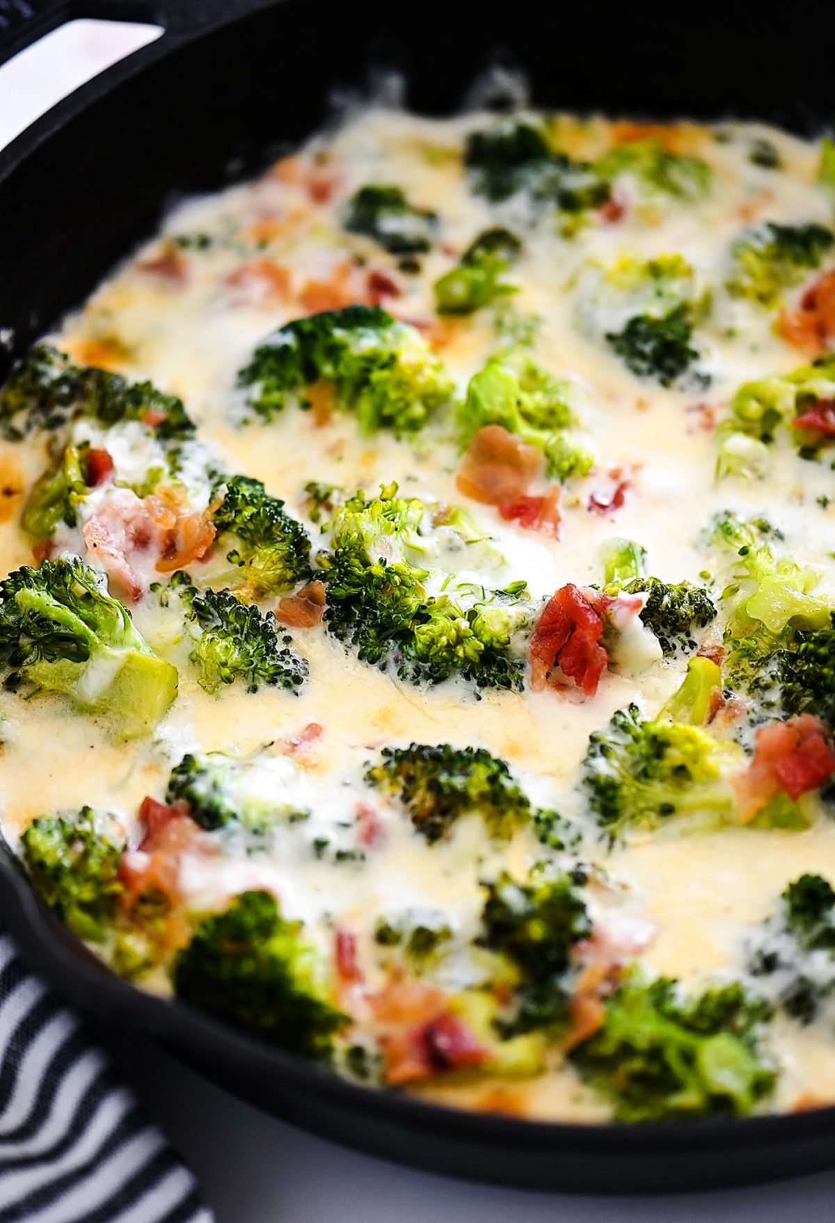 Creamy Garlic Broccoli and Bacon