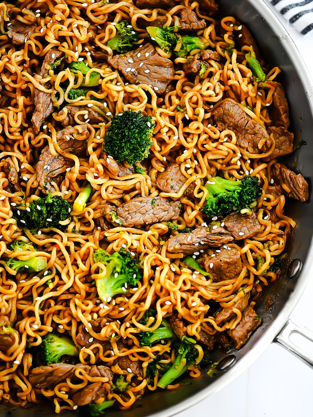 Ramen Noodles with Beef and Broccoli