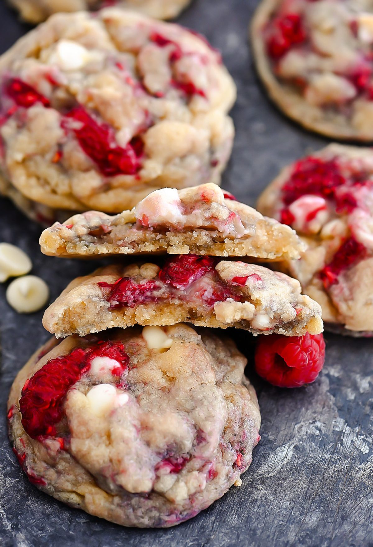 Raspberry Cookies with Chocolate