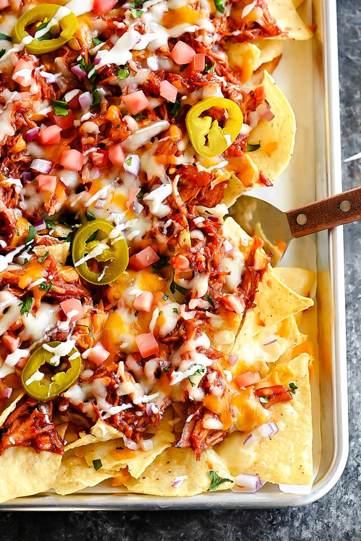 Nachos with barbecue sauce