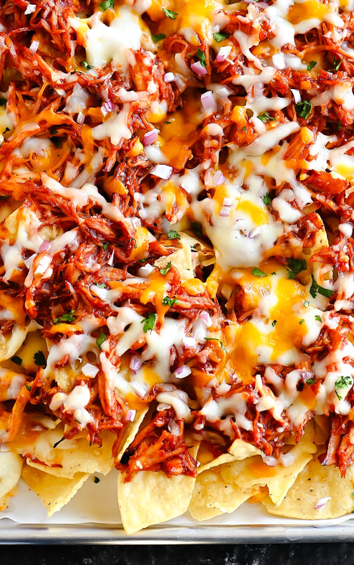 Nachos with barbecue sauce