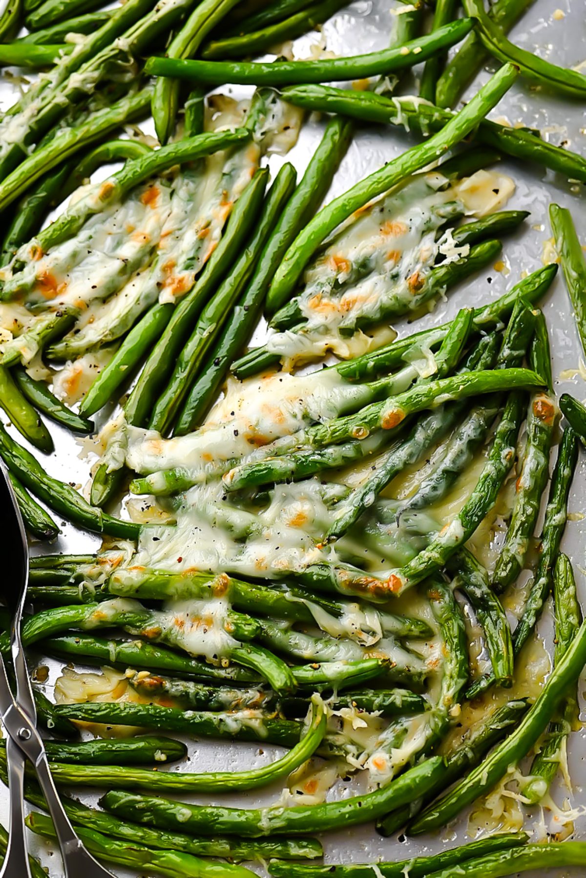 Roasted Green Beans with Garlic, Parmesan and Mozzarella cheese.