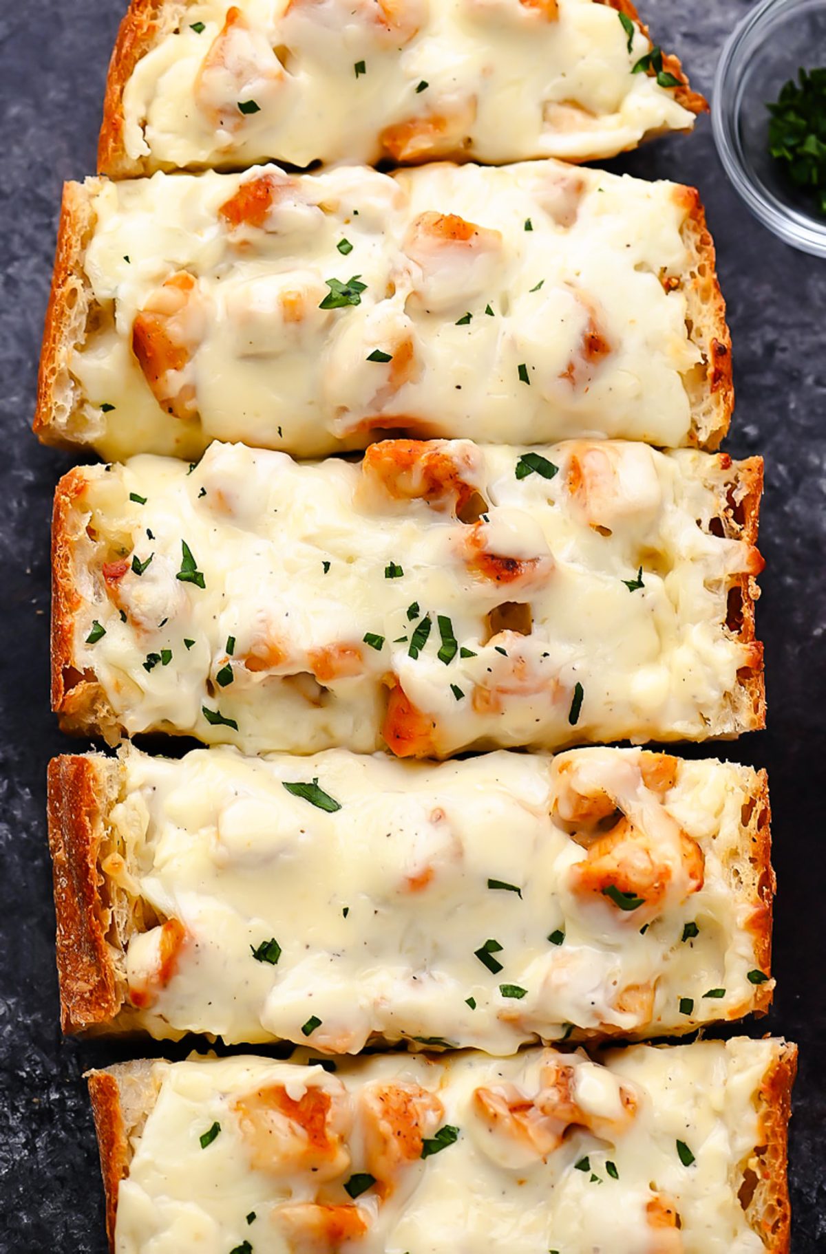 Chicken Alfredo Garlic Bread