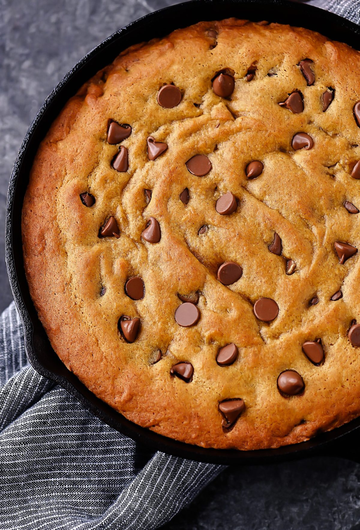 Warm and Gooey Pumpkin Chocolate Chip Cookie Skillet