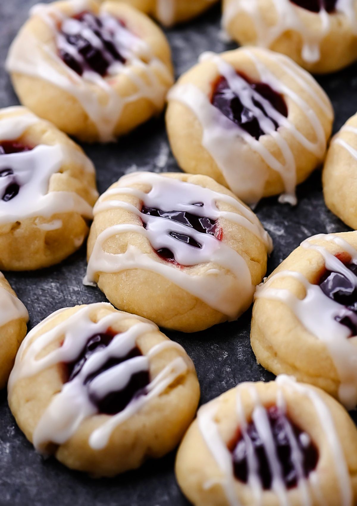 Easy Raspberry Shortbread Cookies