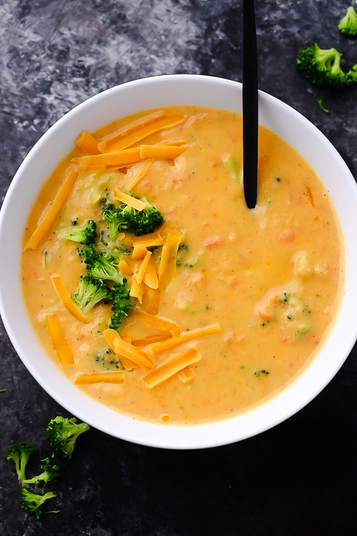 Creamy Slow Cooker Broccoli Cheese and Potato Soup