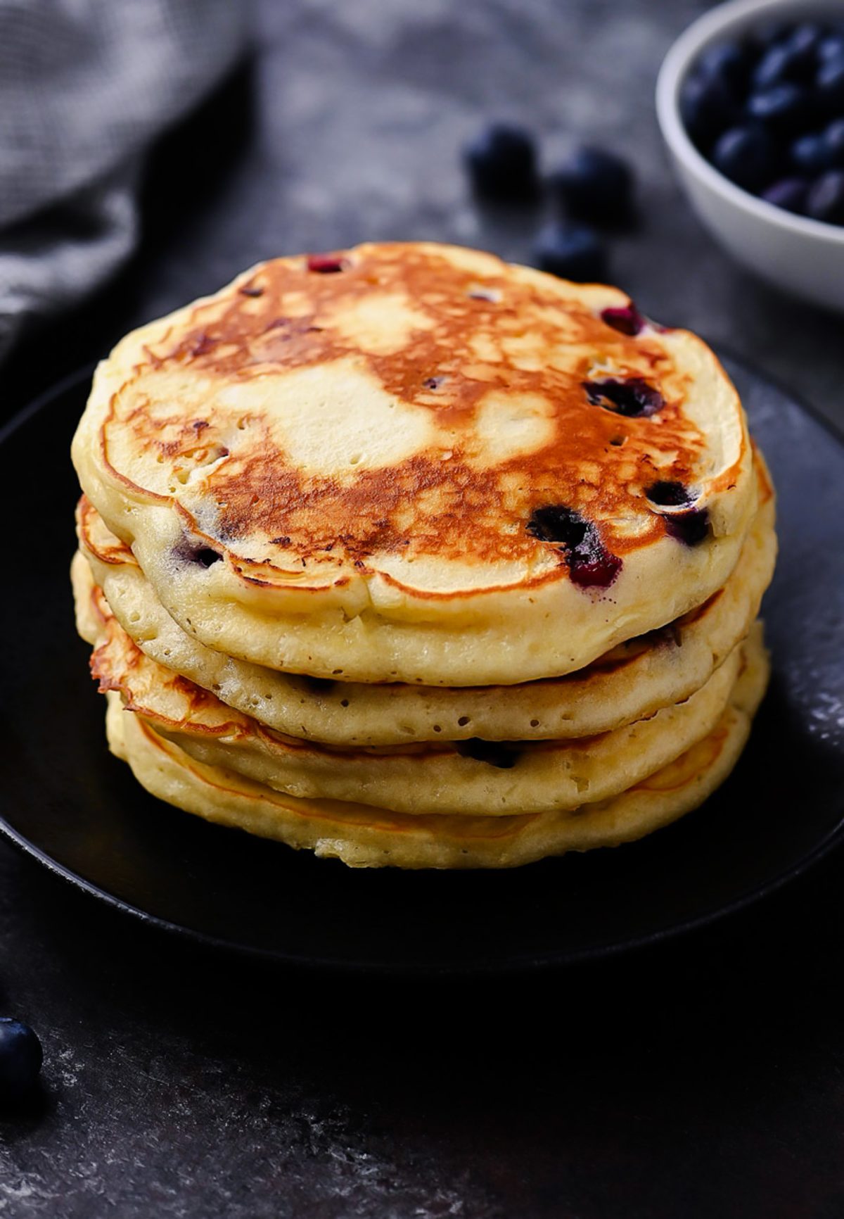 Fluffy Blueberry Pancakes