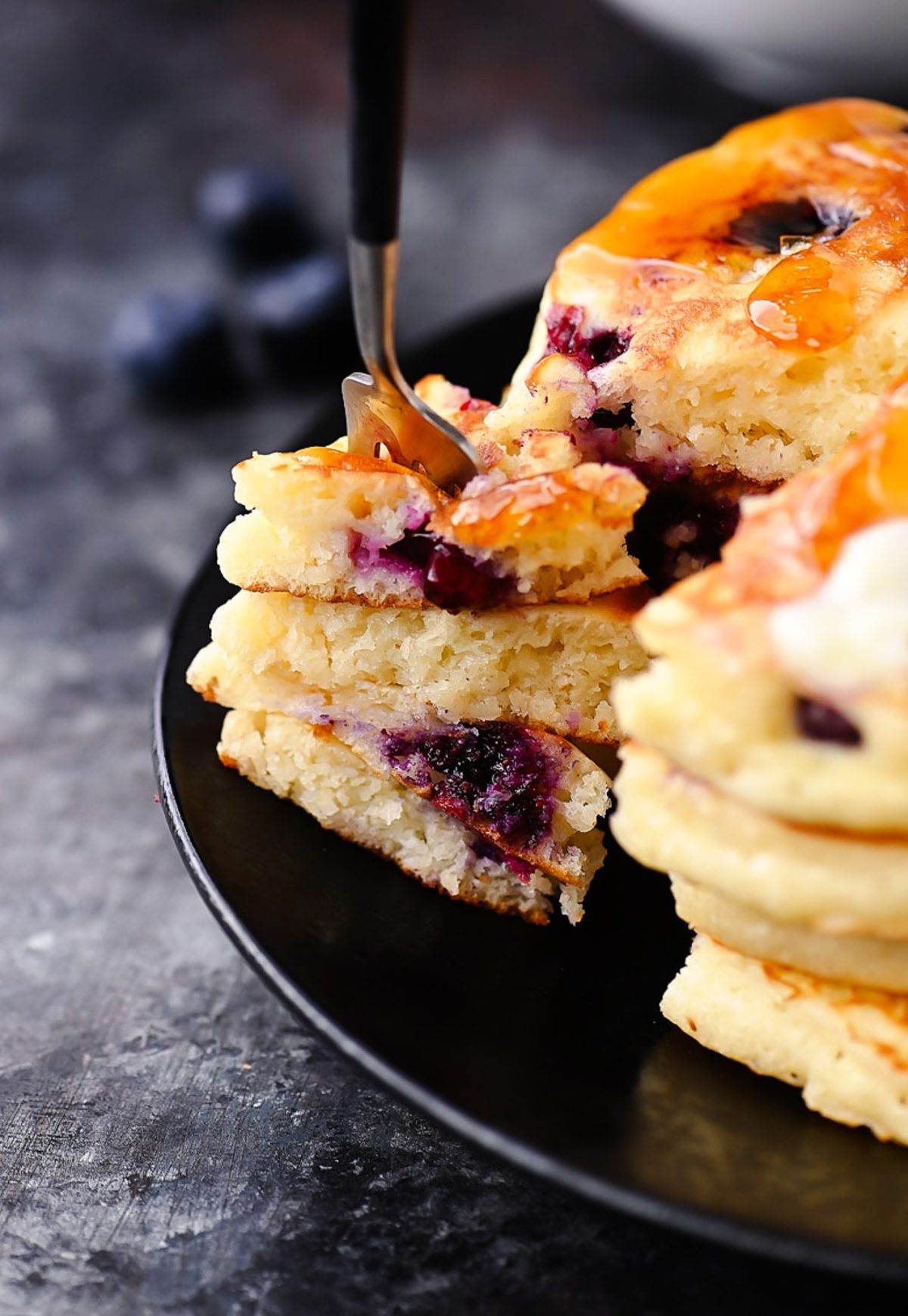 Fluffy Blueberry Pancakes