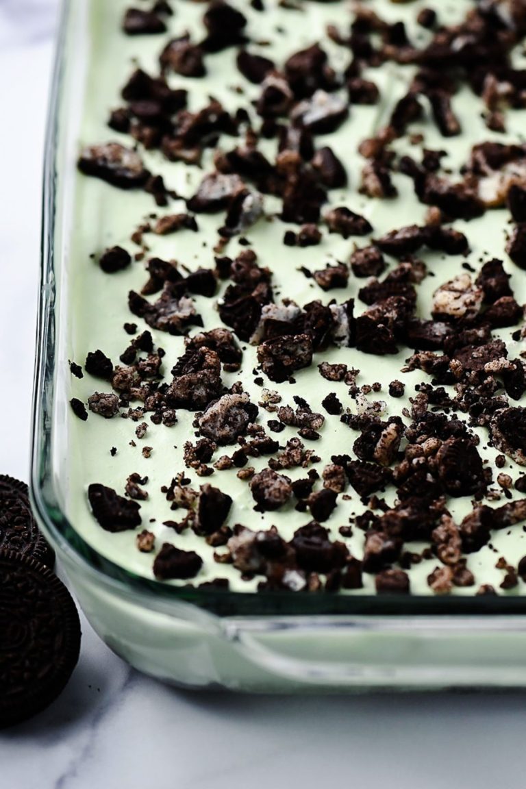 Pistachio Oreo Ice Cream Dessert